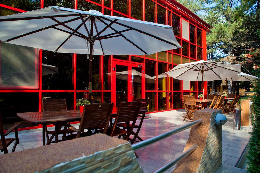 Hotel Dana 아마라 외부 사진